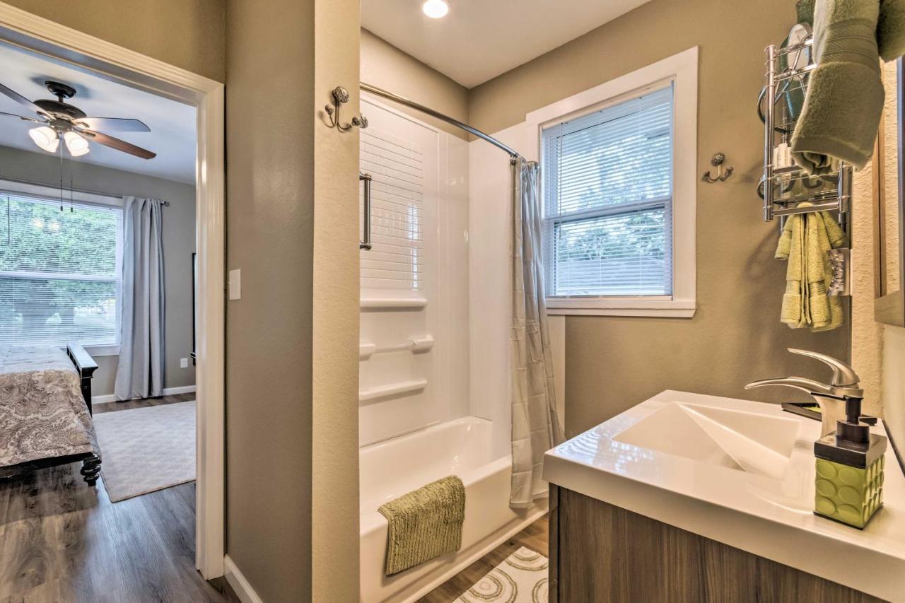 Remodeled Downtown Hot Springs Home With Porch Esterno foto